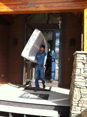 Majestic Mountain Movers