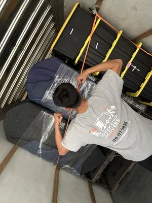Weekend Movers LLC