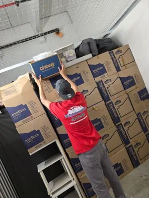 Weekend Movers LLC